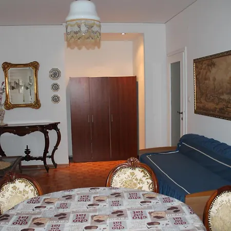 Lägenhet Coroneo33 - Spazioso Per Famiglie - Naonbnb *