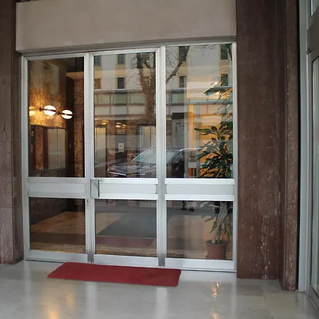 Coroneo33 - Spazioso Per Famiglie - Naonbnb