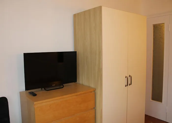 Lägenhet Coroneo33 - Spazioso Per Famiglie - Naonbnb Trieste